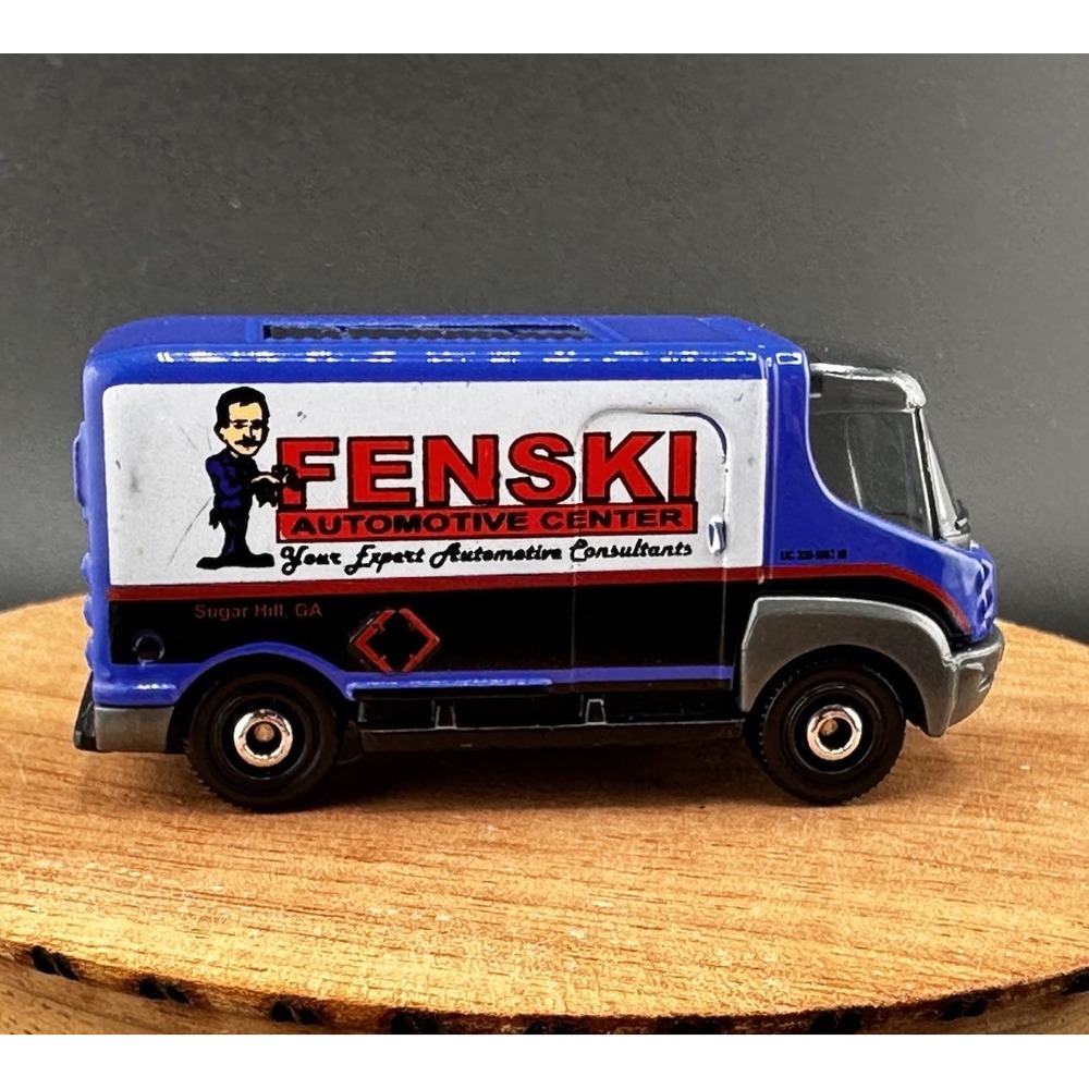 Matchbox 2017 FENSKI Auto eStar Electric Van 1:64 Scale DieCast From 5 Pack LE